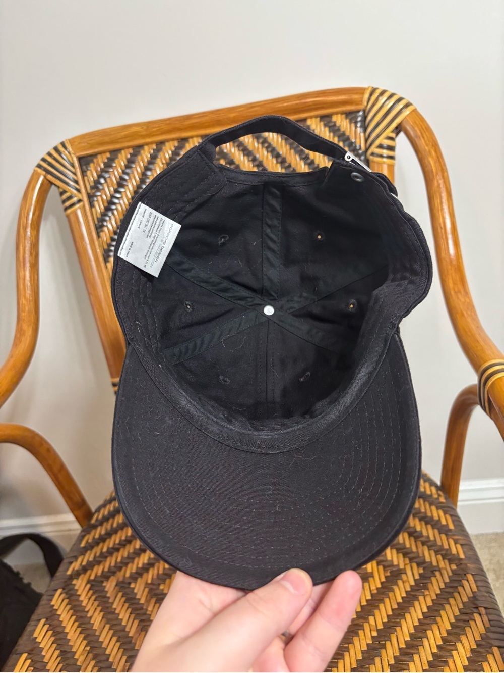Porsche Design Drivers Selection Hat Black Adjustable - Picture 5 of 6